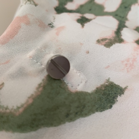 Mossimo Watercolor Flowy Top - Picture 4 of 5